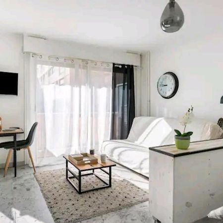 Design Loft Studio Climatise Parking Et Piscine Vallauris Exterior foto